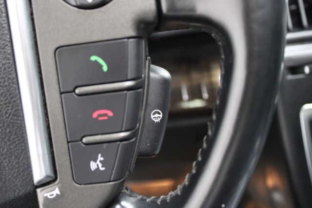Vehicle image 20 of 28