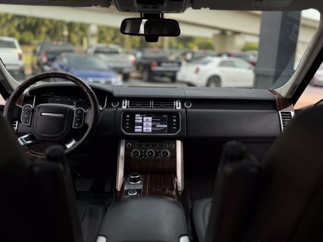 Vehicle image 21 of 42