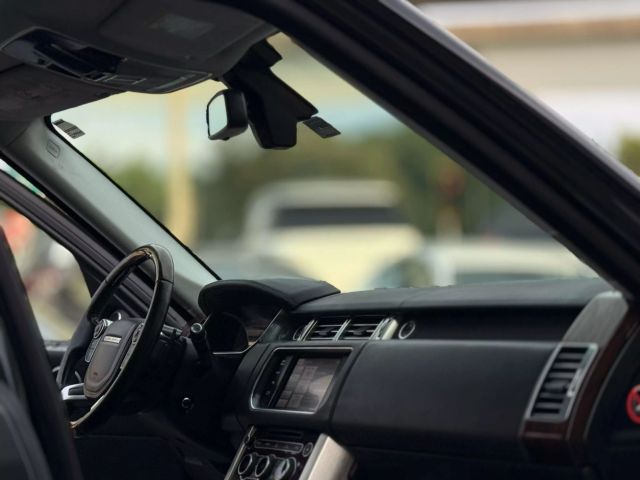 Vehicle image 13 of 42