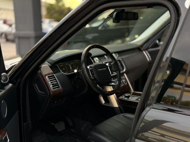 Vehicle image 29 of 42