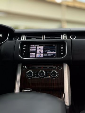 Vehicle image 20 of 42