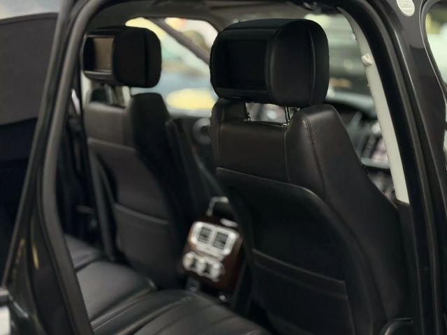 Vehicle image 34 of 42