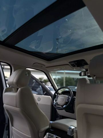 Vehicle image 14 of 32