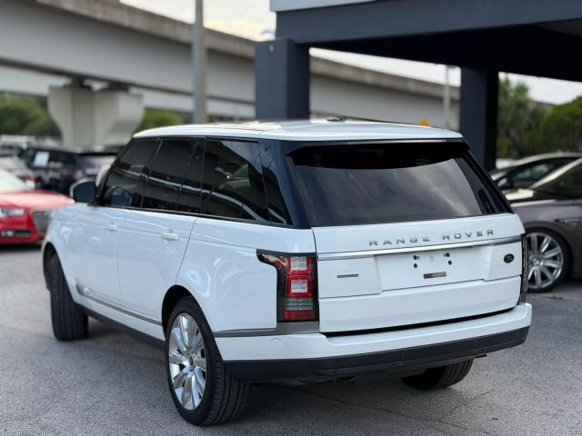 Vehicle image 7 of 32