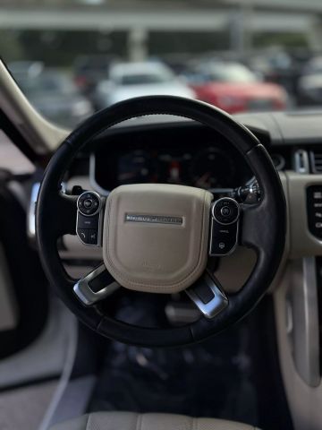 Vehicle image 21 of 32