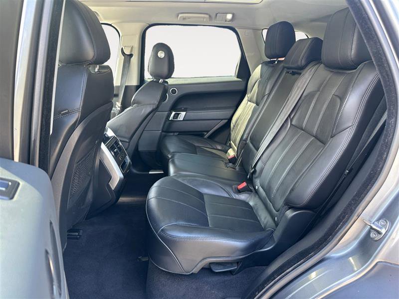 Vehicle image 13 of 14