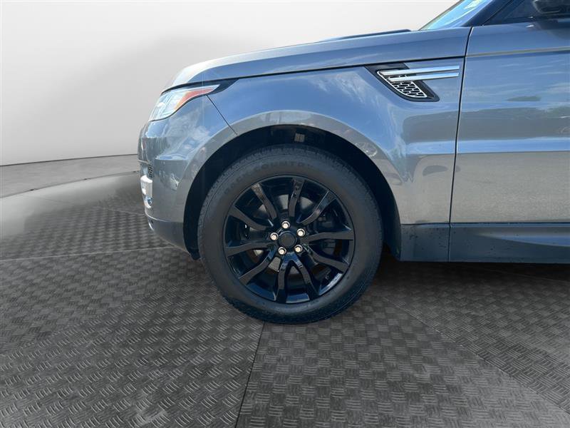 Vehicle image 8 of 14