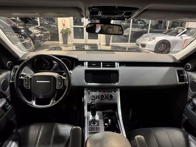 Vehicle image 9 of 28