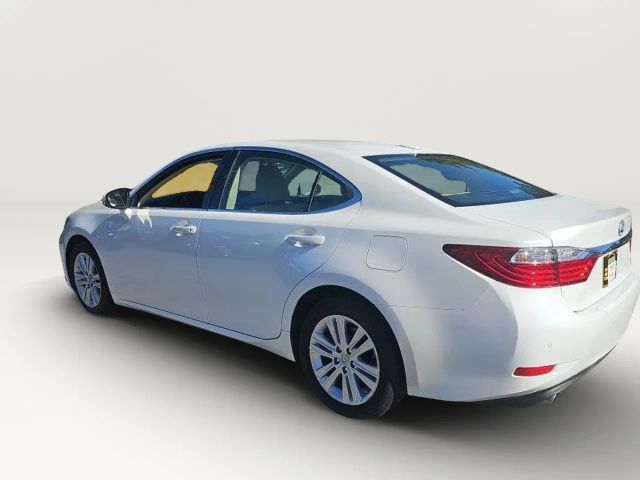 2014 Lexus ES 350 Image 5 of 21