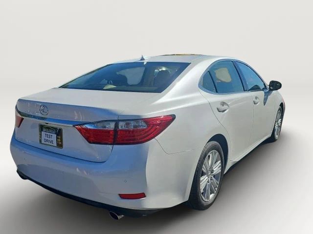 2014 Lexus ES 350 Image 3 of 21