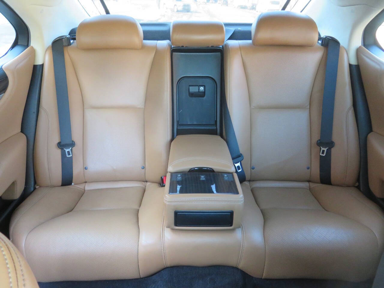 2014 Lexus LS 460 Image 20 of 41