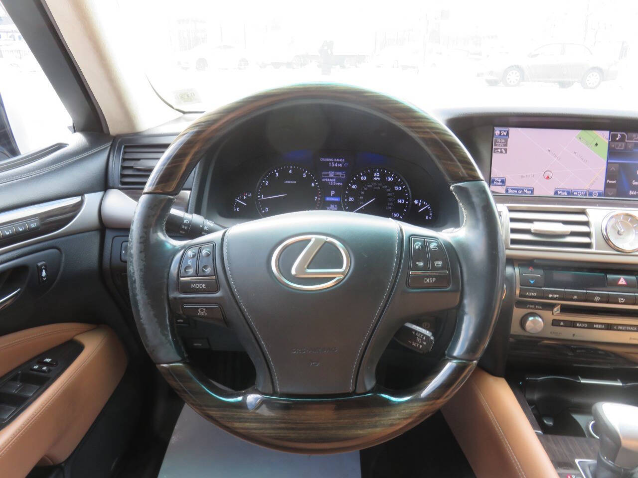 2014 Lexus LS 460 Image 23 of 41