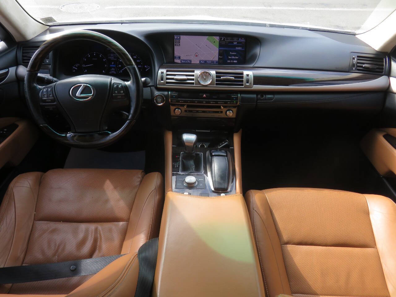 2014 Lexus LS 460 Image 22 of 41