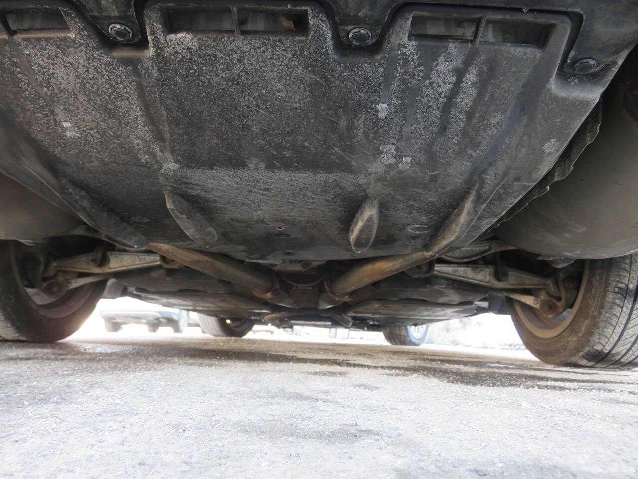 2014 Lexus LS 460 Image 38 of 41