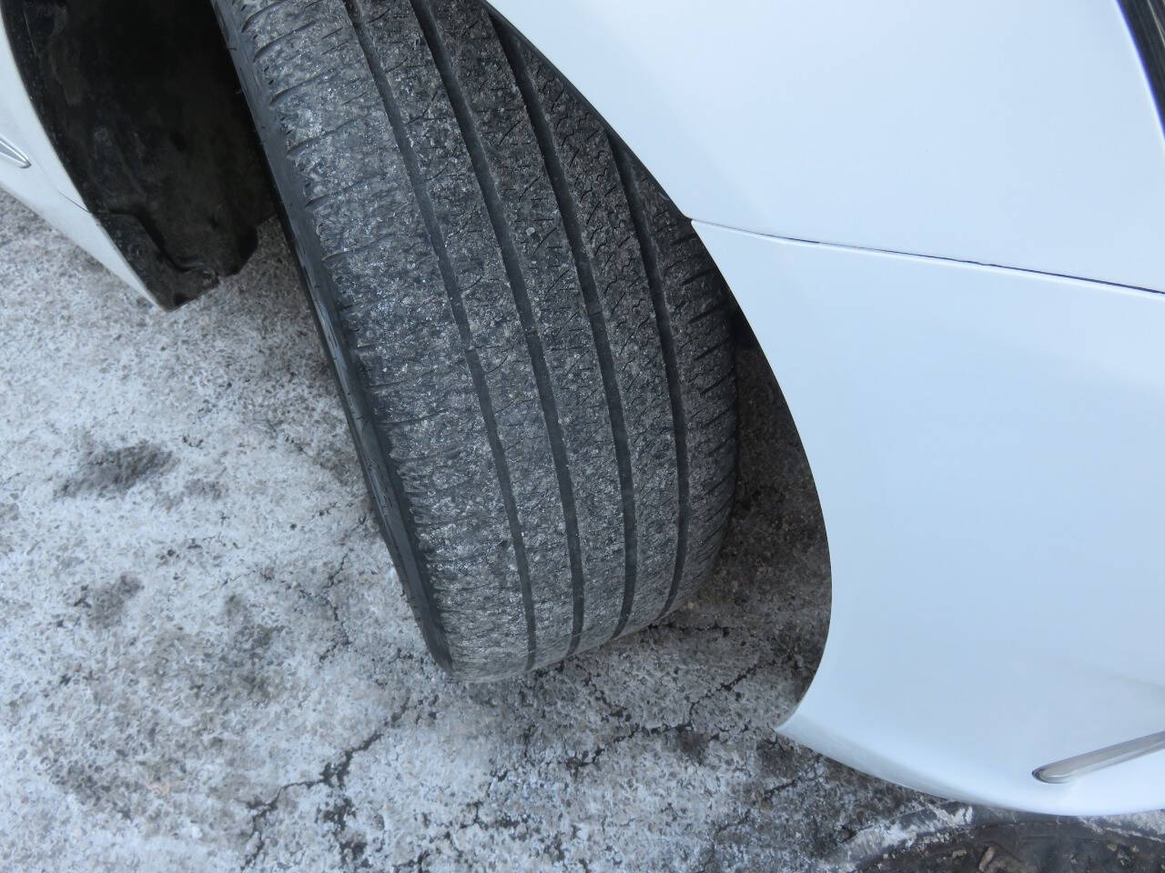 2014 Lexus LS 460 Image 39 of 41