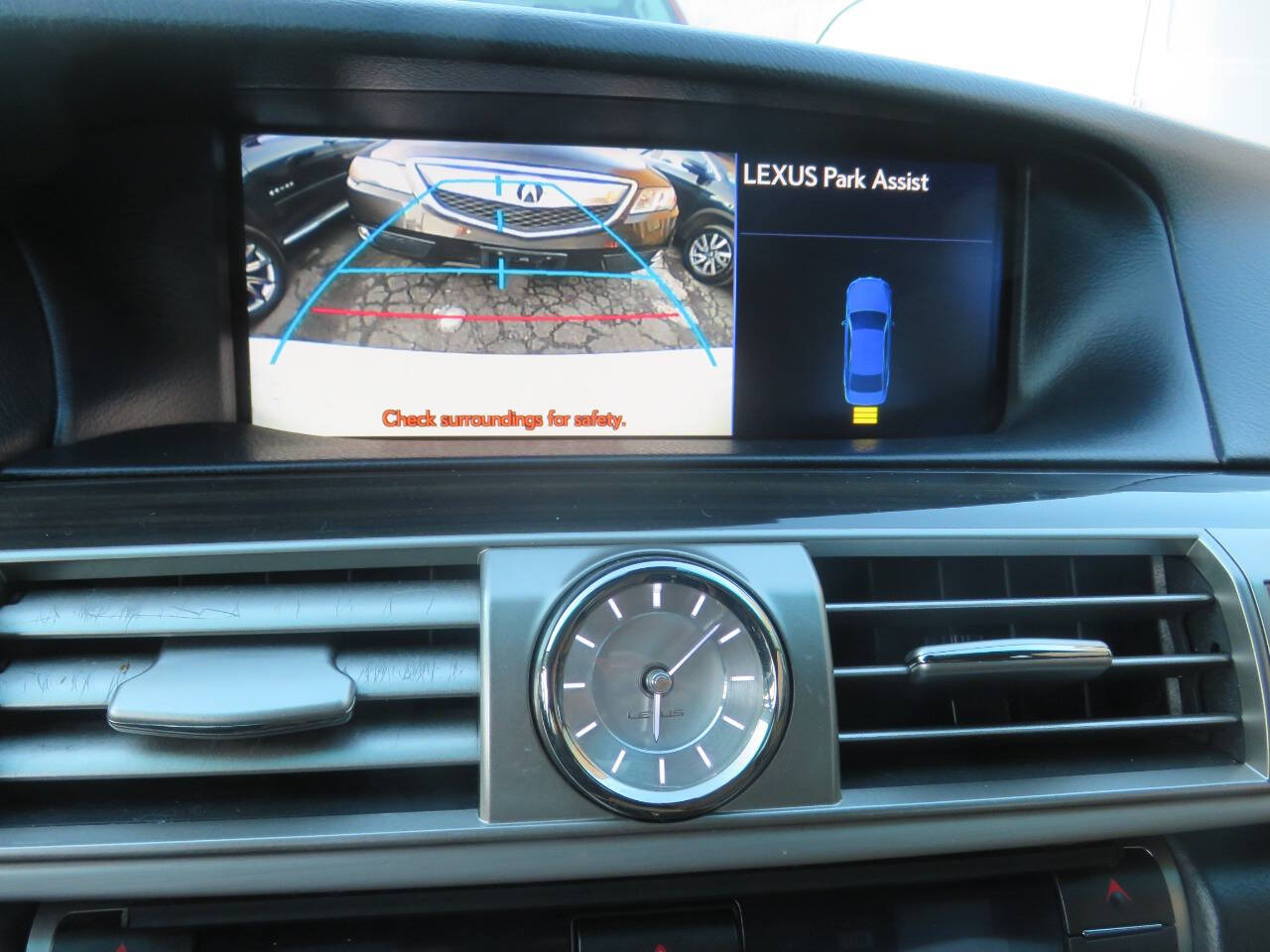 2014 Lexus LS 460 Image 31 of 41