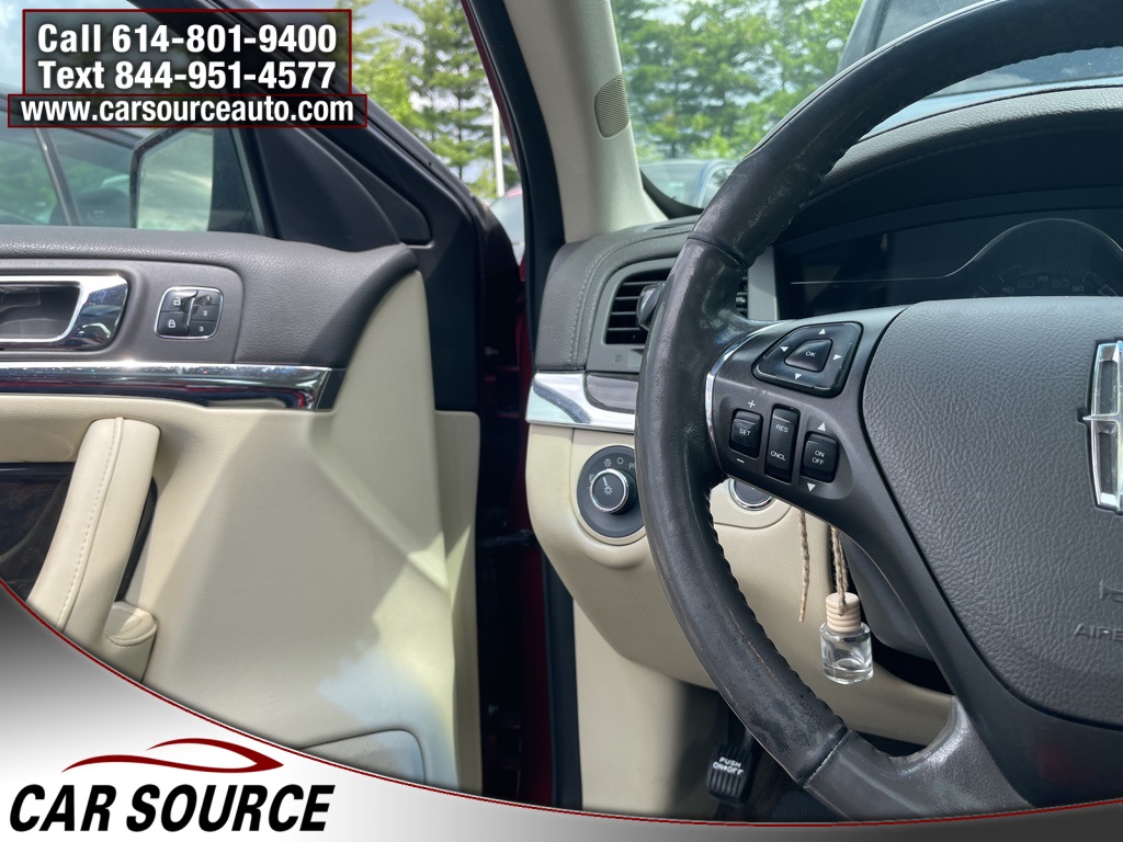 Vehicle image 24 of 25