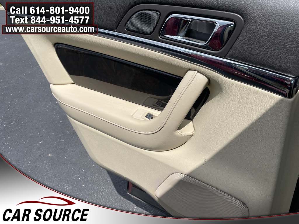 Vehicle image 10 of 25