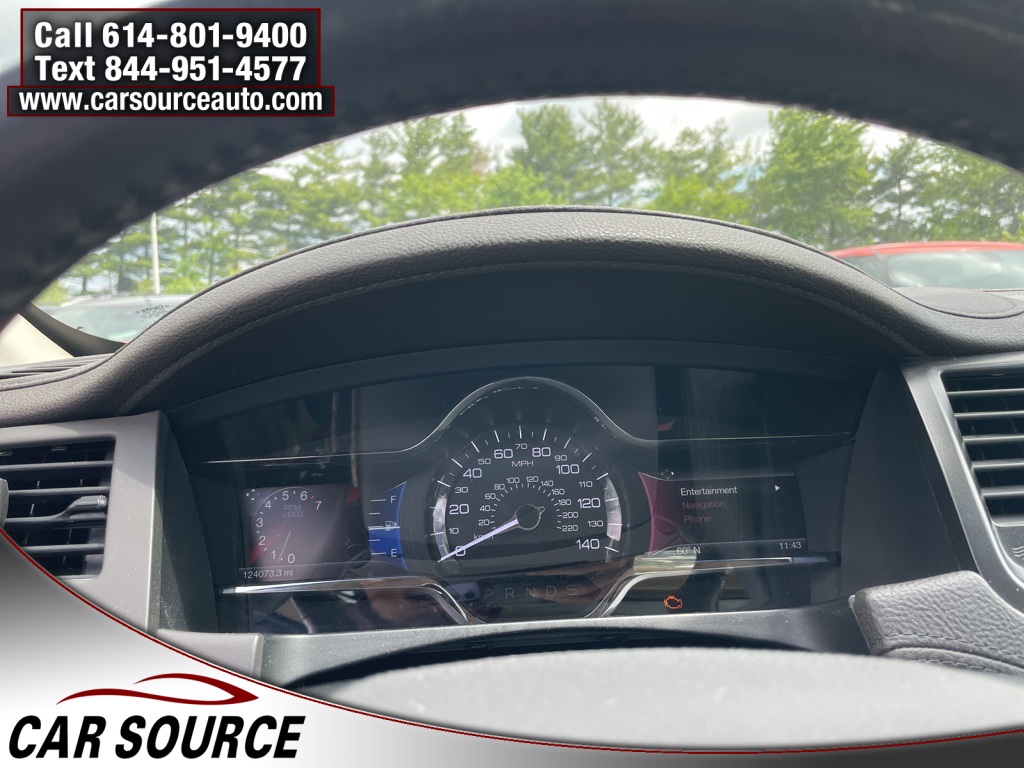 Vehicle image 17 of 25