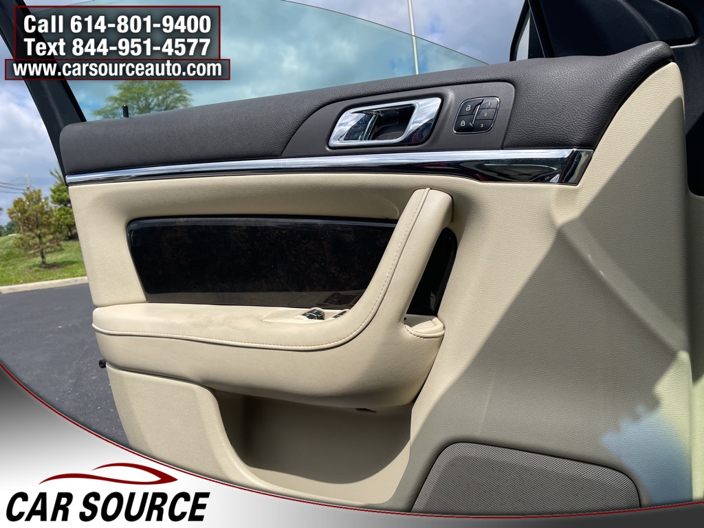 Vehicle image 14 of 25