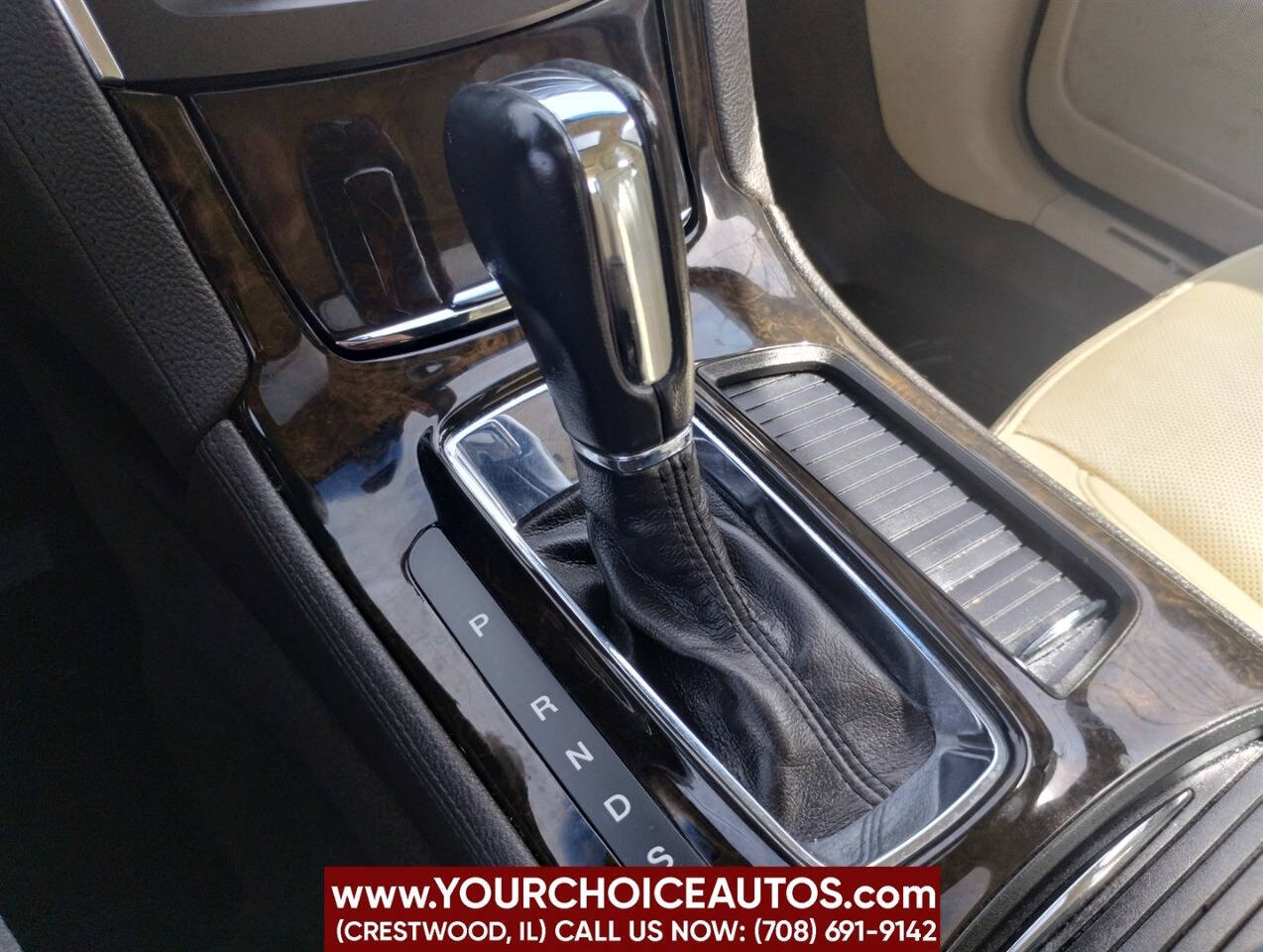 Vehicle image 36 of 39