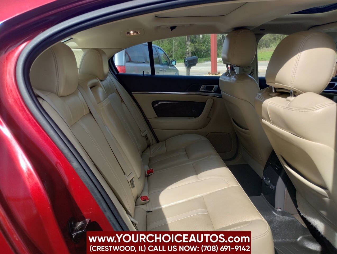 Vehicle image 9 of 39