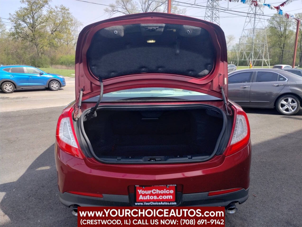 Vehicle image 33 of 39