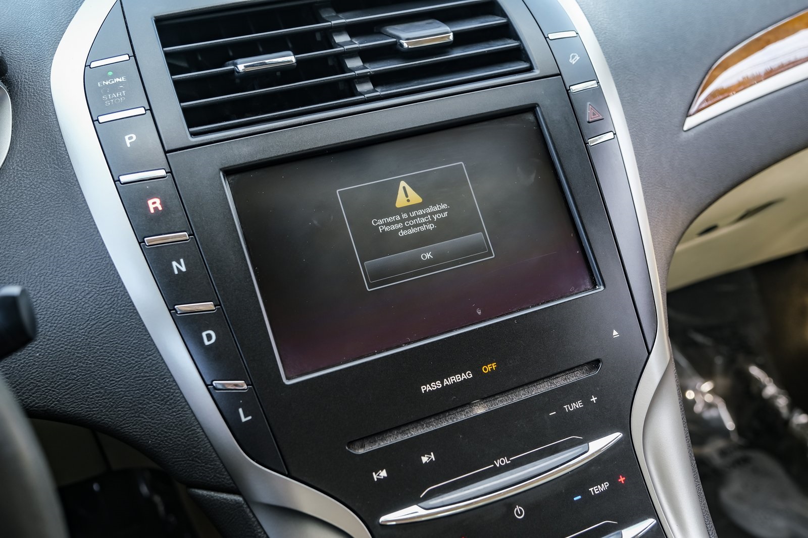 Vehicle image 27 of 55