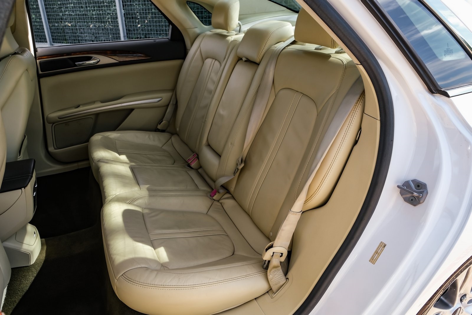 Vehicle image 36 of 55