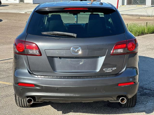 Vehicle image 7 of 48