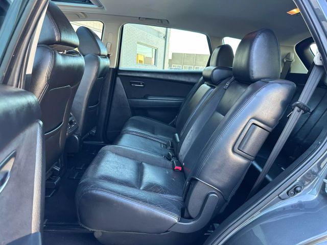 Vehicle image 16 of 48