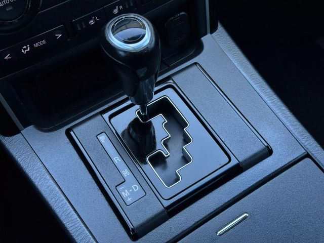 Vehicle image 34 of 48
