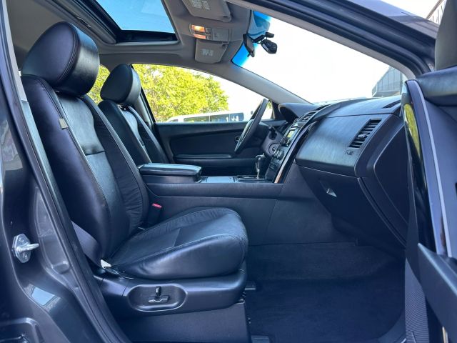 Vehicle image 22 of 48