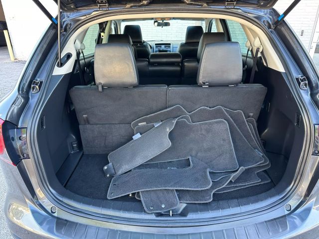 Vehicle image 18 of 48