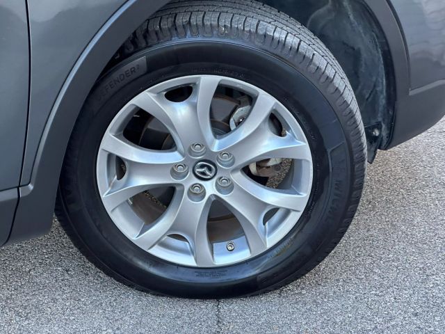 Vehicle image 43 of 48