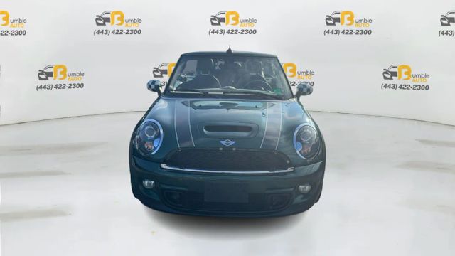 2014 MINI Cooper Convertible S Image 2 of 29