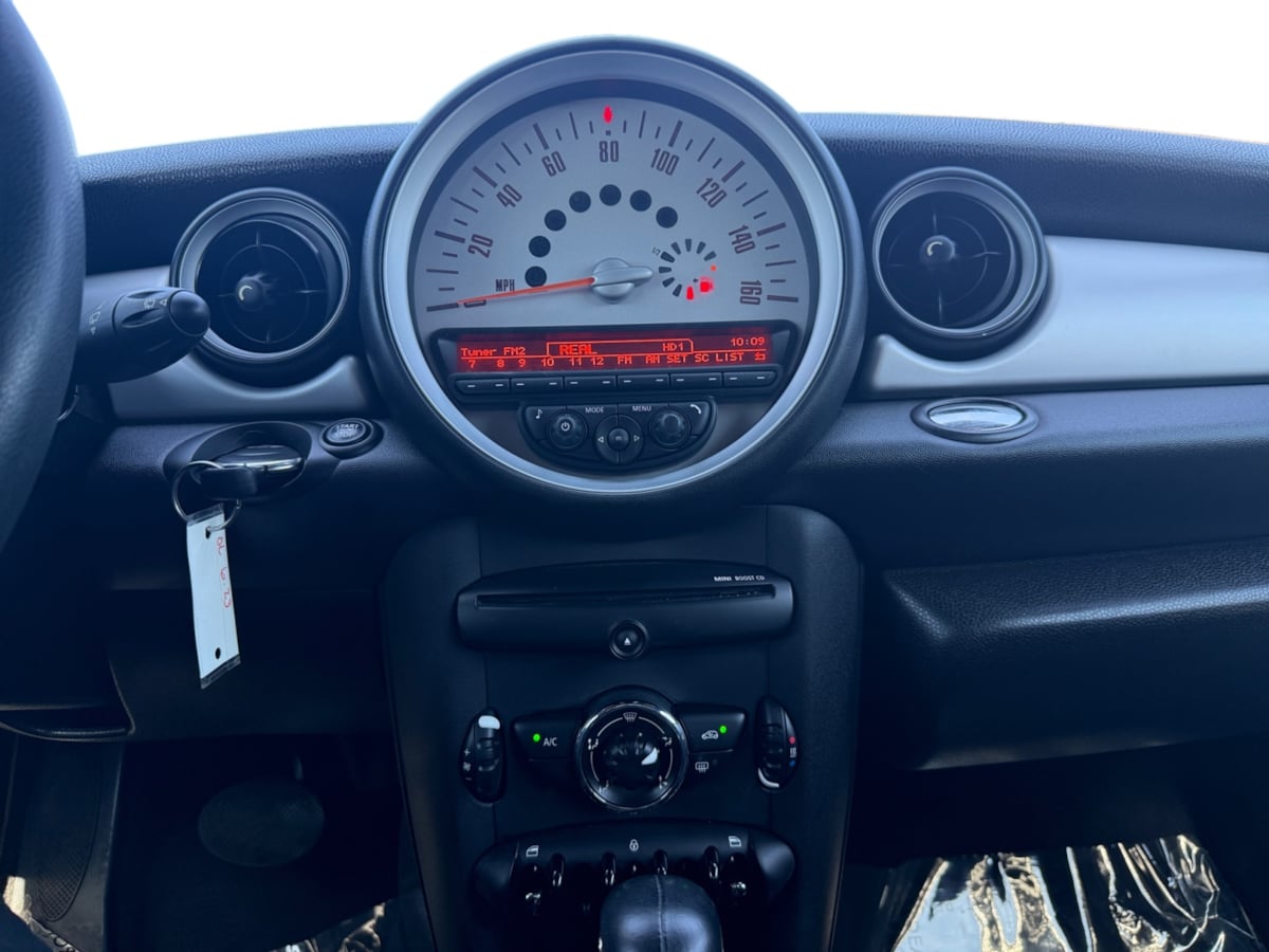 Vehicle image 19 of 19