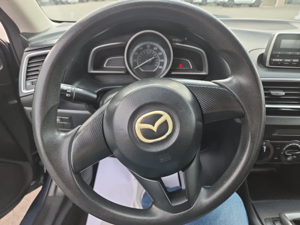 Vehicle image 9 of 16