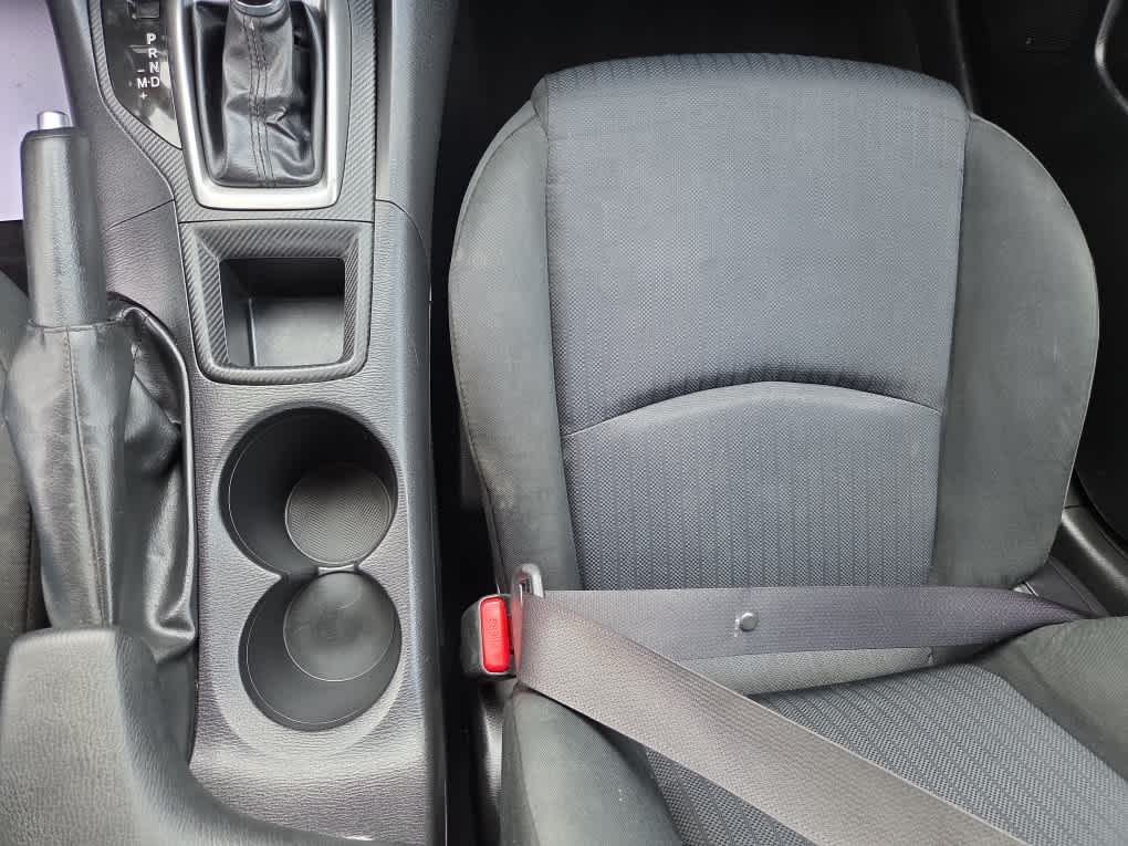 Vehicle image 12 of 16