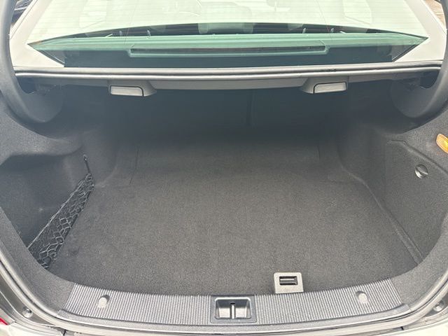 Vehicle image 14 of 53