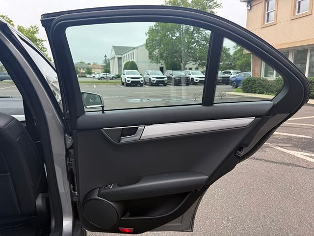 Vehicle image 30 of 53