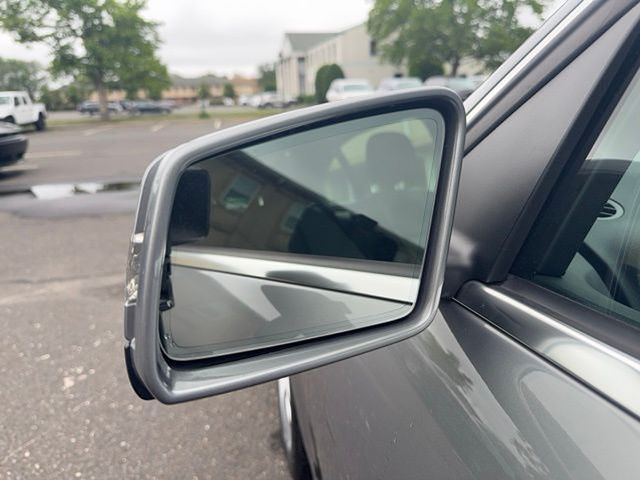 Vehicle image 16 of 53