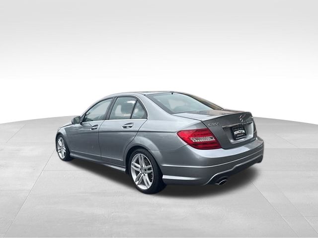 Vehicle image 9 of 53