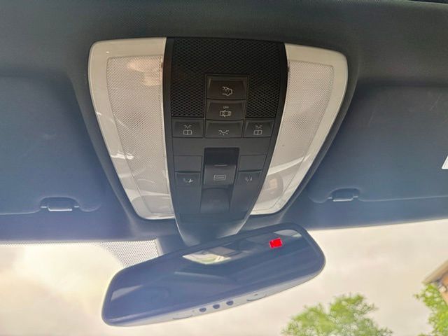 Vehicle image 41 of 53