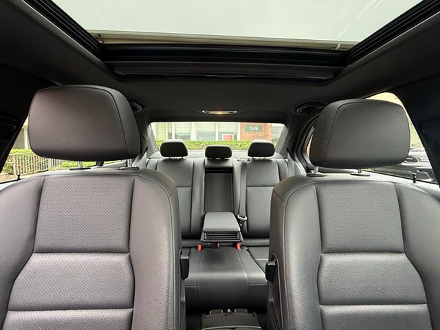 Vehicle image 36 of 53