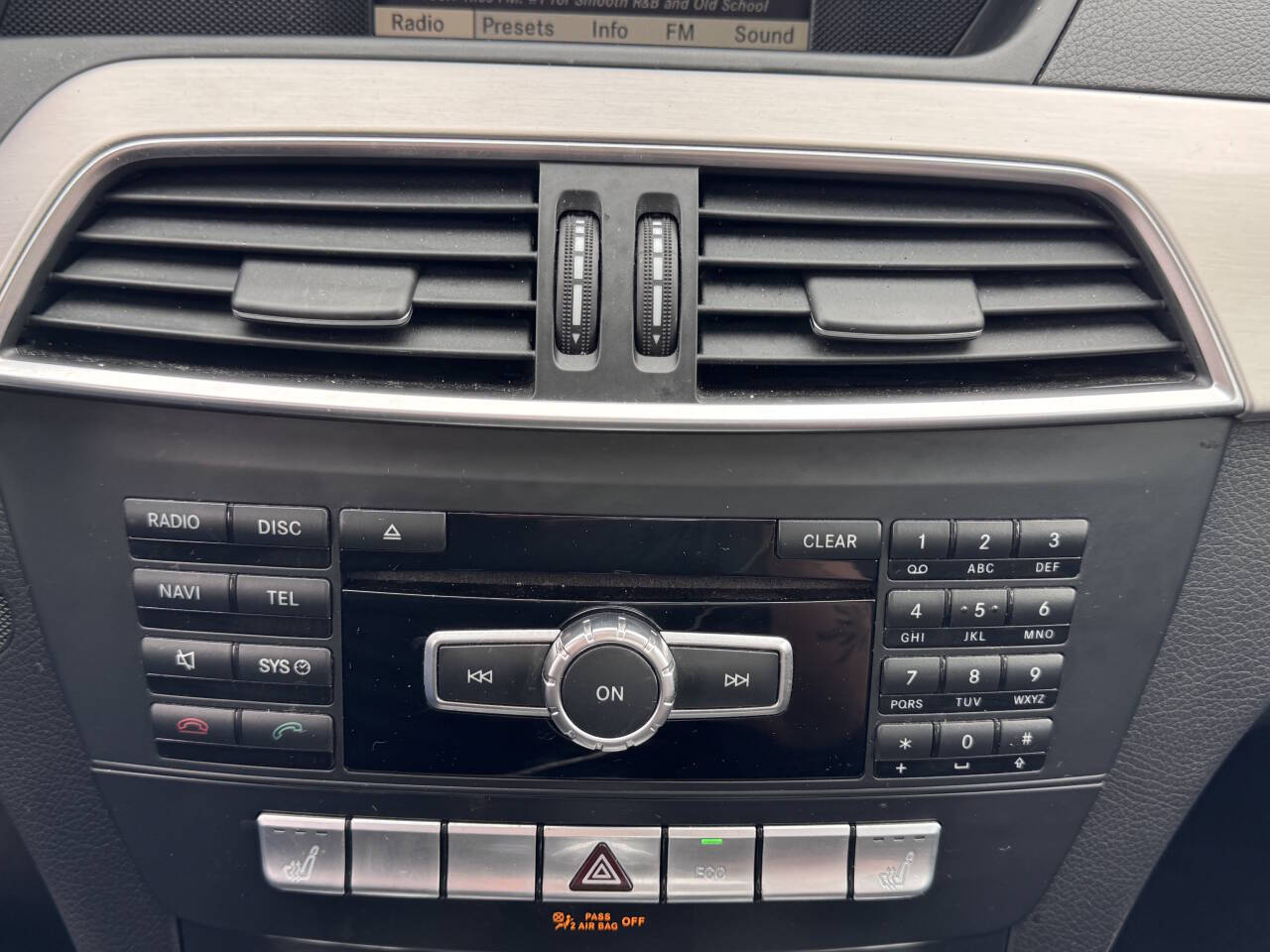 Vehicle image 15 of 31
