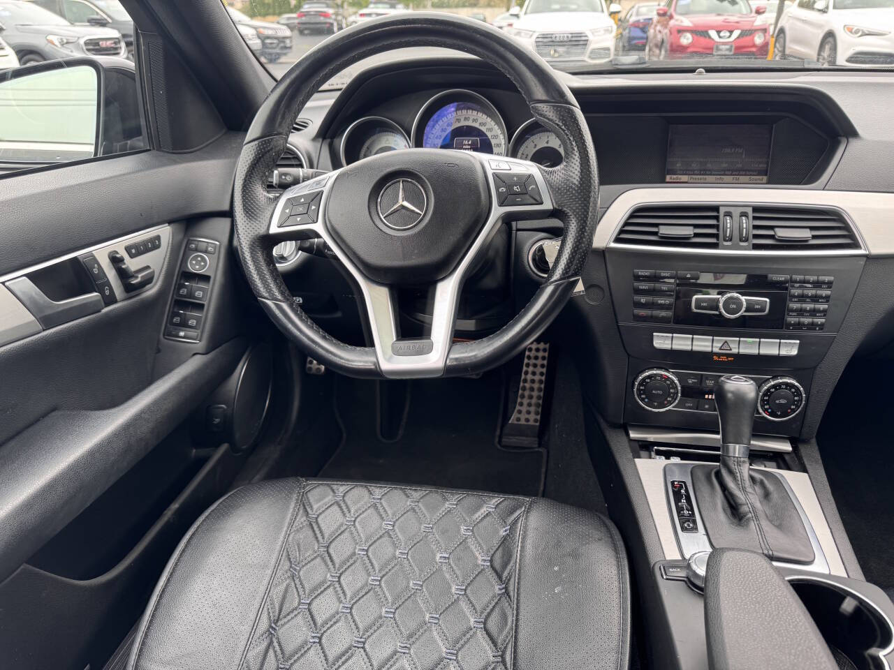 Vehicle image 9 of 31