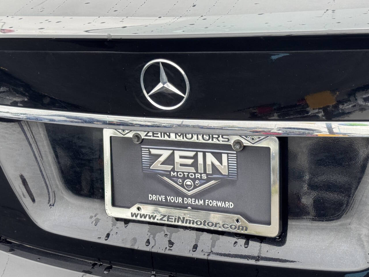 Vehicle image 29 of 31