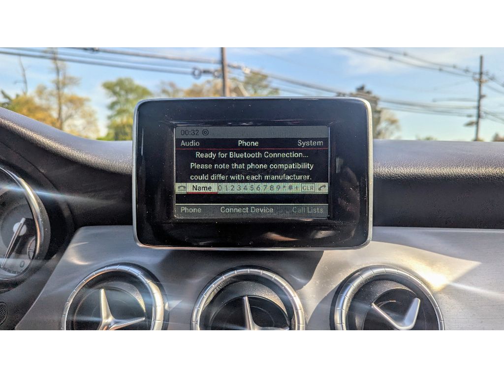 Vehicle image 23 of 29