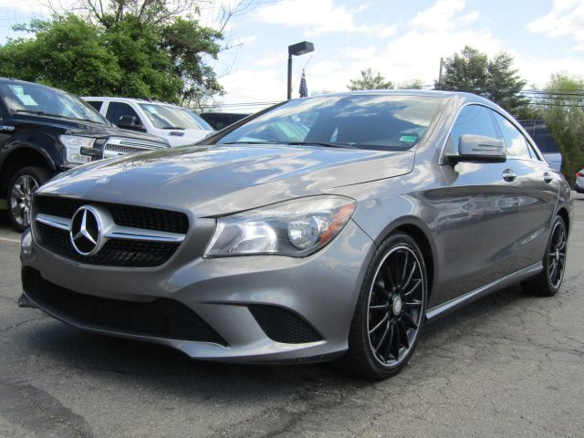 2014 Mercedes-Benz CLA 250 Image 1 of 29
